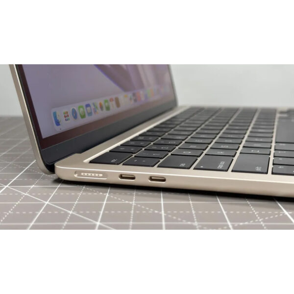 لپ تاپ 13.6 اینچی اپل مدل MacBook Air MRXU3 2024 LLA-M3-8GB RAM-512GB SSD