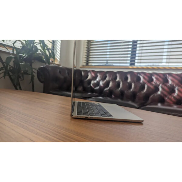 لپ تاپ 13.6 اینچی اپل مدل MacBook Air MRXU3 2024 LLA-M3-8GB RAM-512GB SSD