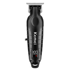 ماشین اصلاح موی سر و صورت کیمی مدل km-2293، اصلاح به صورت خط زن، منبع انرژی باتری، تکنولوژی اصلاح به صورت برش مستقیم، به همراه آداپتور 5 ولت، کابل شارژ USB، سه عدد شانه، بدون صدا