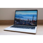 لپ تاپ 13.6 اینچی اپل مدل MacBook Air MRXQ3 2024 LLA-M3-8GB RAM-256GB SSD