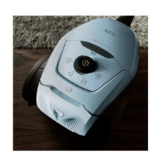 جاروبرقی آ ا گ مدل VX82-1-4MB