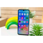گوشی موبایل سامسونگ مدل Galaxy A05 دو سیم کارت ظرفیت 64 گیگابایت و رم 4 گیگابایت به همراه شارژر سامسونگ