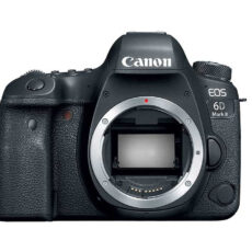 دوربین دیجیتال کانن مدل EOS 6D Mark II بدون لنز