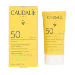 کرم ضد آفتاب بدون رنگ کدلی SPF 50 مدل Vinosun ‌مناسب انواع پوست حجم 50 میلی‌لیتر