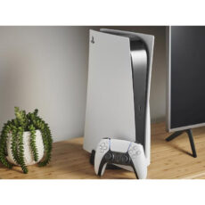 کنسول بازی سونی مدل PlayStation 5 ظرفیت 825 گیگابایت ریجن اروپا 1216A به همراه دسته اضافه و پایه شارژر