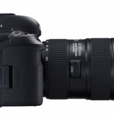 دوربین دیجیتال کانن مدل EOS 5D Mark IV به همراه لنز 24-105 میلی متر F4 L IS II