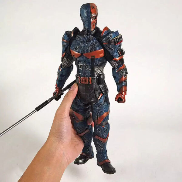 فیگور مدل دد استروک از سری بتمن طرح Batman Death Stroke