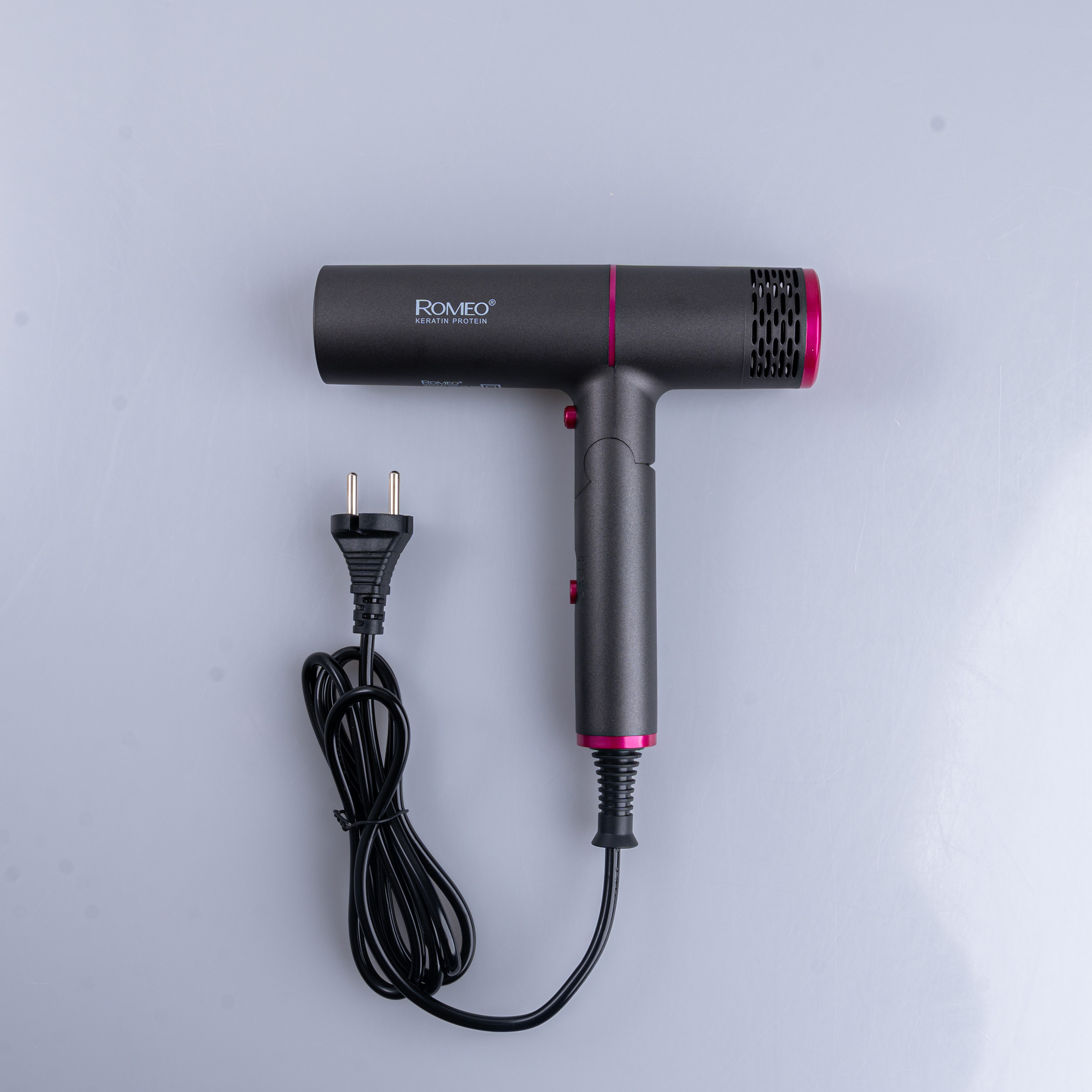 سشوار حرفه ای رومئو مدل RM-5656