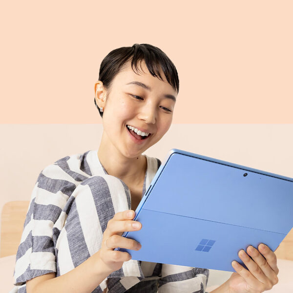 تبلت مایکروسافت مدل Surface Pro 9-i7 1265U ظرفیت 256 گیگابایت و رم 16 گیگابایت