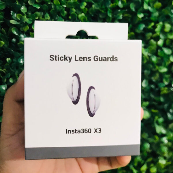 دوربین فیلم برداری ورزشی اینستا 360 مدل INSTA360 X3 به همراه لوازم جانبی