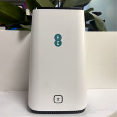 مودم 5G/TD-LTE ای ای مدل 5GEE ROUTER  به همراه سیم کارت و 2000گیگ اینترنت یکساله