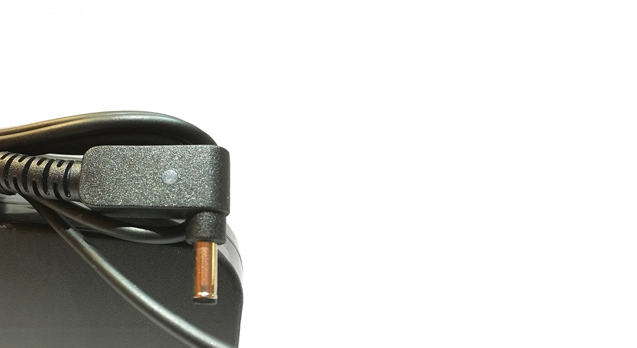 شارژر لپ تاپ 19 ولت 6.32 آمپر ایسوس مدل PA-1121-28 Zen