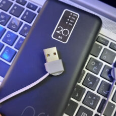 پاوربانک مدل ZHY-P13s.2024 ظرفیت 20000 میلی آمپر ساعت