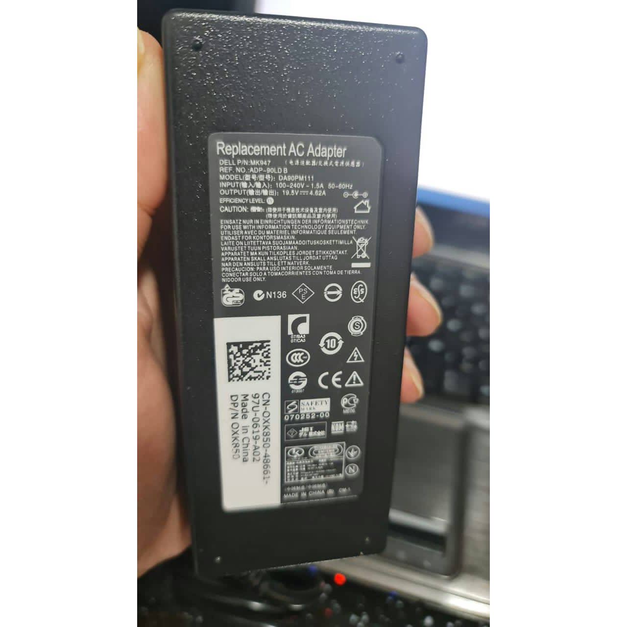 شارژر لپ تاپ 19.5 ولت 4.62 آمپر مدل OXK1850