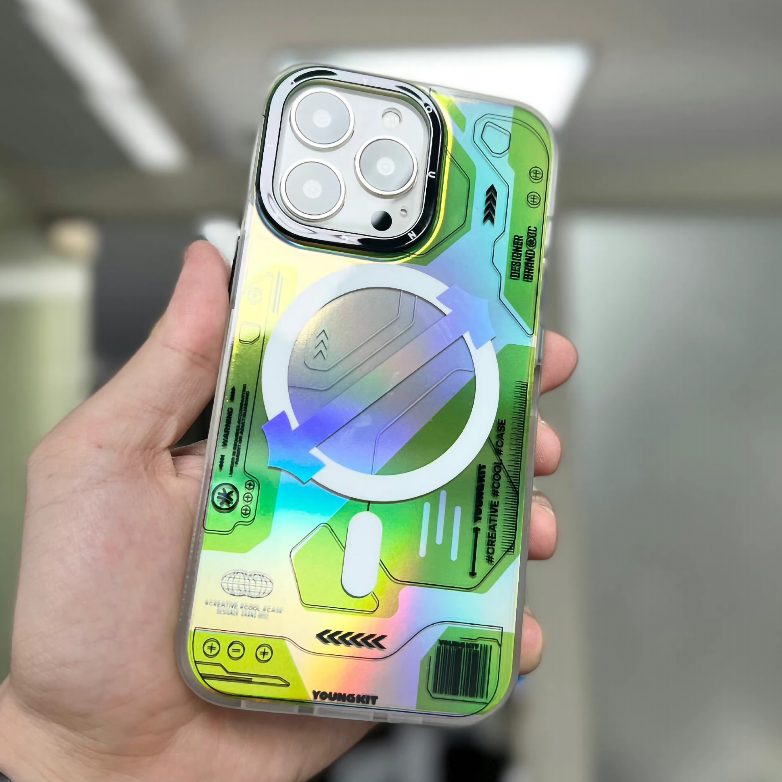 کاور یانگ کیت مدل Metaverse کد META004 مناسب برای گوشی موبایل اپل IPHONE 13