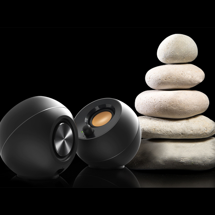 اسپیکر دسکتاپ کریتیو مدل Pebble V2