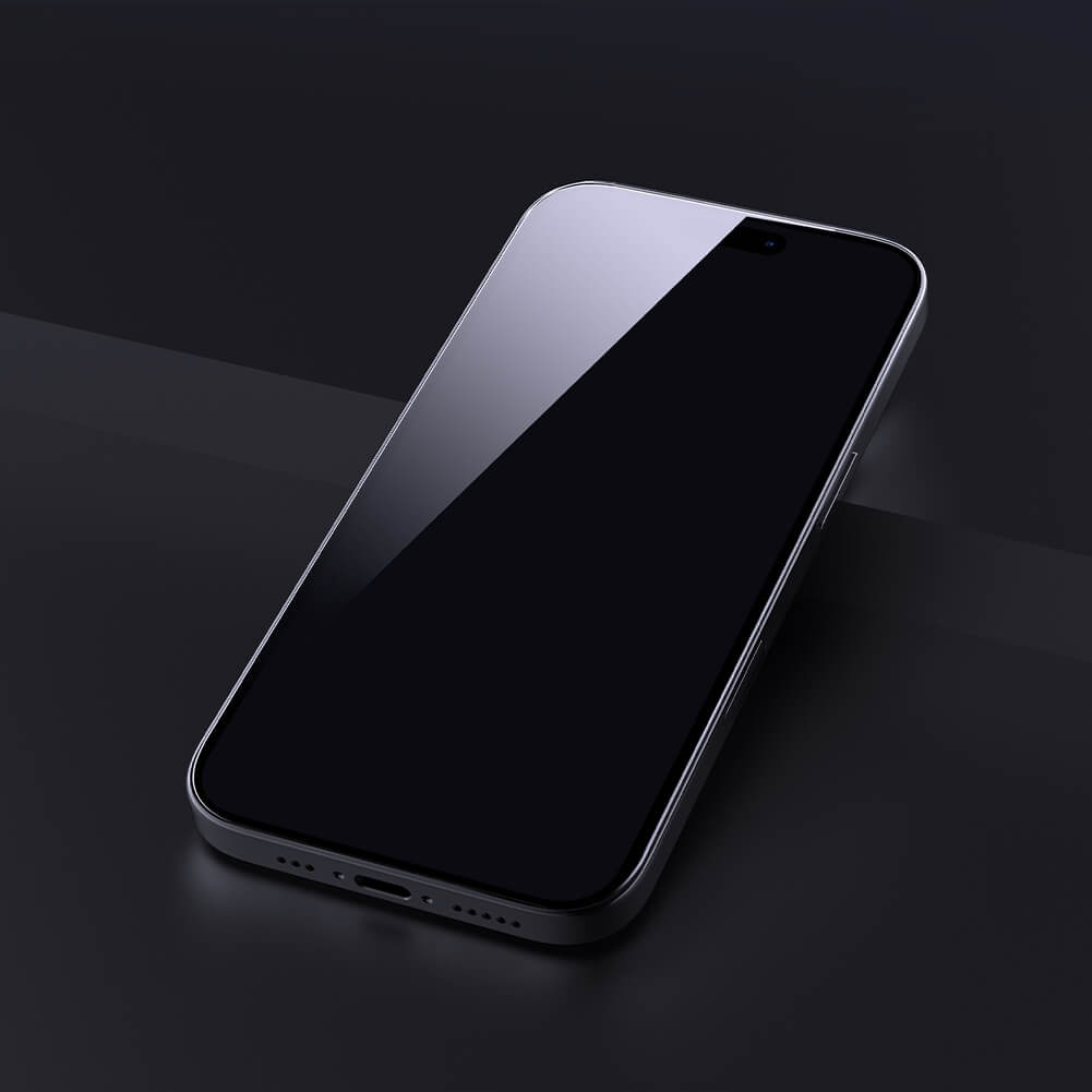 محافظ صفحه نمایش نیلکین مدل H Plus Pro مناسب برای گوشی موبایل اپل iPhone 16 Pro Max به همراه کیت نصب