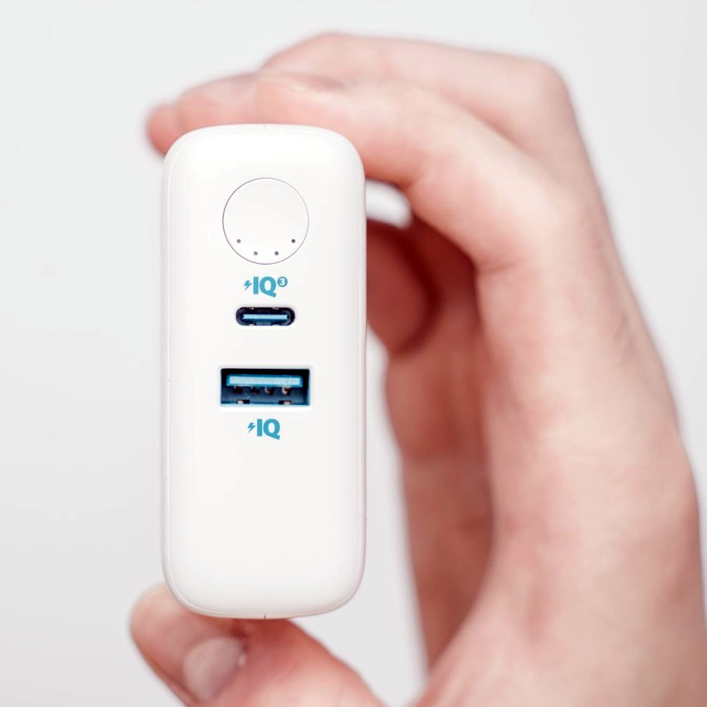 شارژر دیواری انکر مدل A1624H22