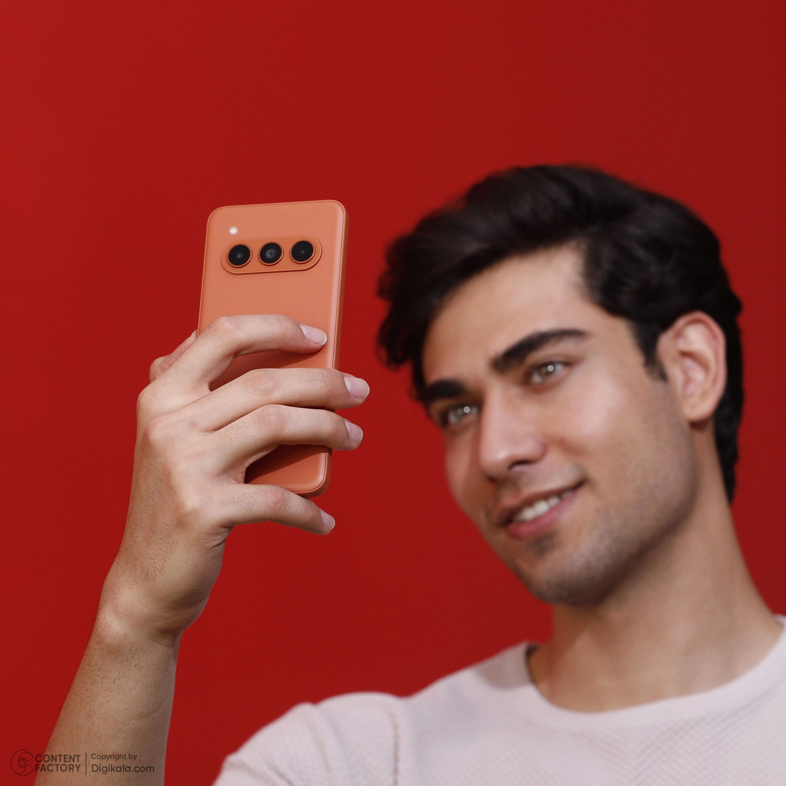 گوشی موبایل داریا مدل bond II Lite دو سیم کارت ظرفیت 256 گیگابایت و رم 8 گیگابایت - به همراه شارژر 66 وات داریا