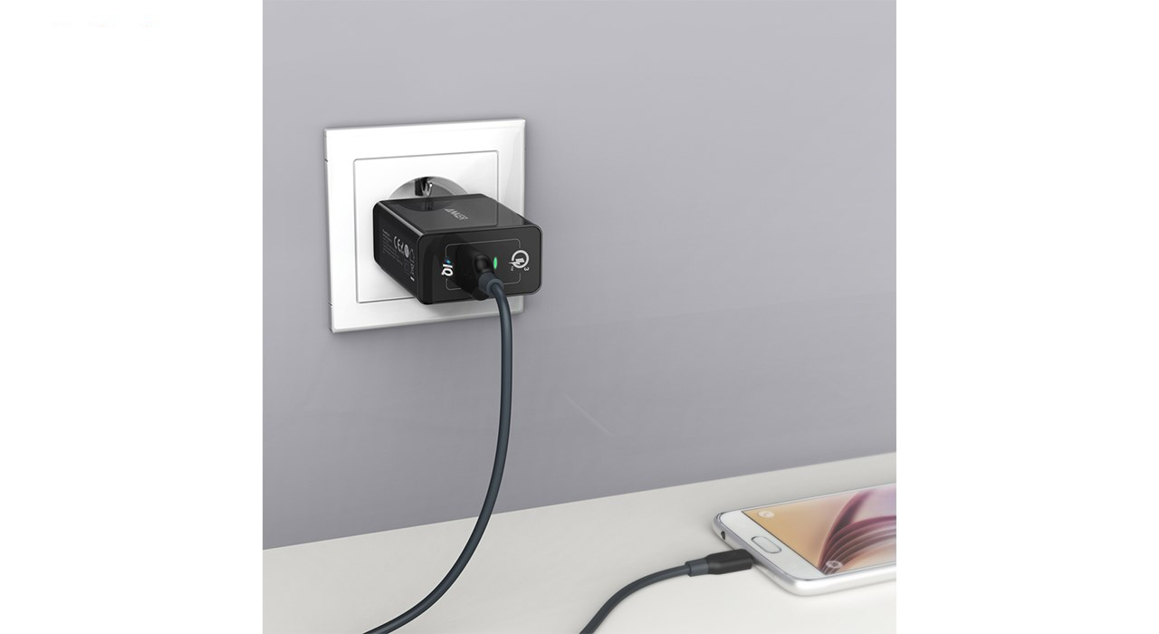 شارژر دیواری  انکر مدل A2013 Power Port