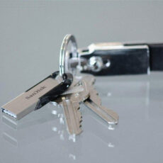 فلش مموری سن دیسک مدل Ultra Flair CZ73 ظرفیت 32 گیگابایت بسته 25 عددی