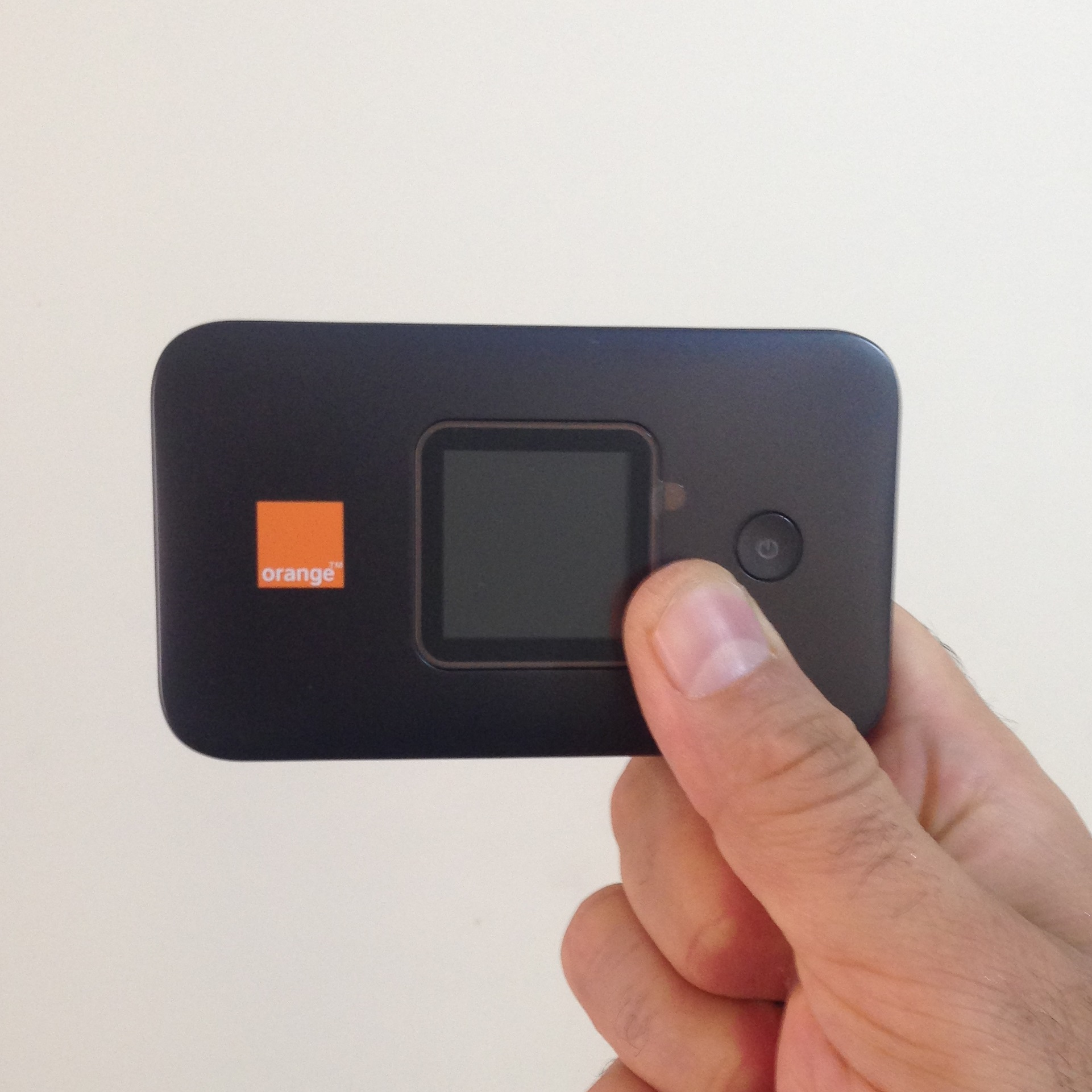 مودم 4.5G قابل حمل ارنج مدل  +Airbox S2 - 4G