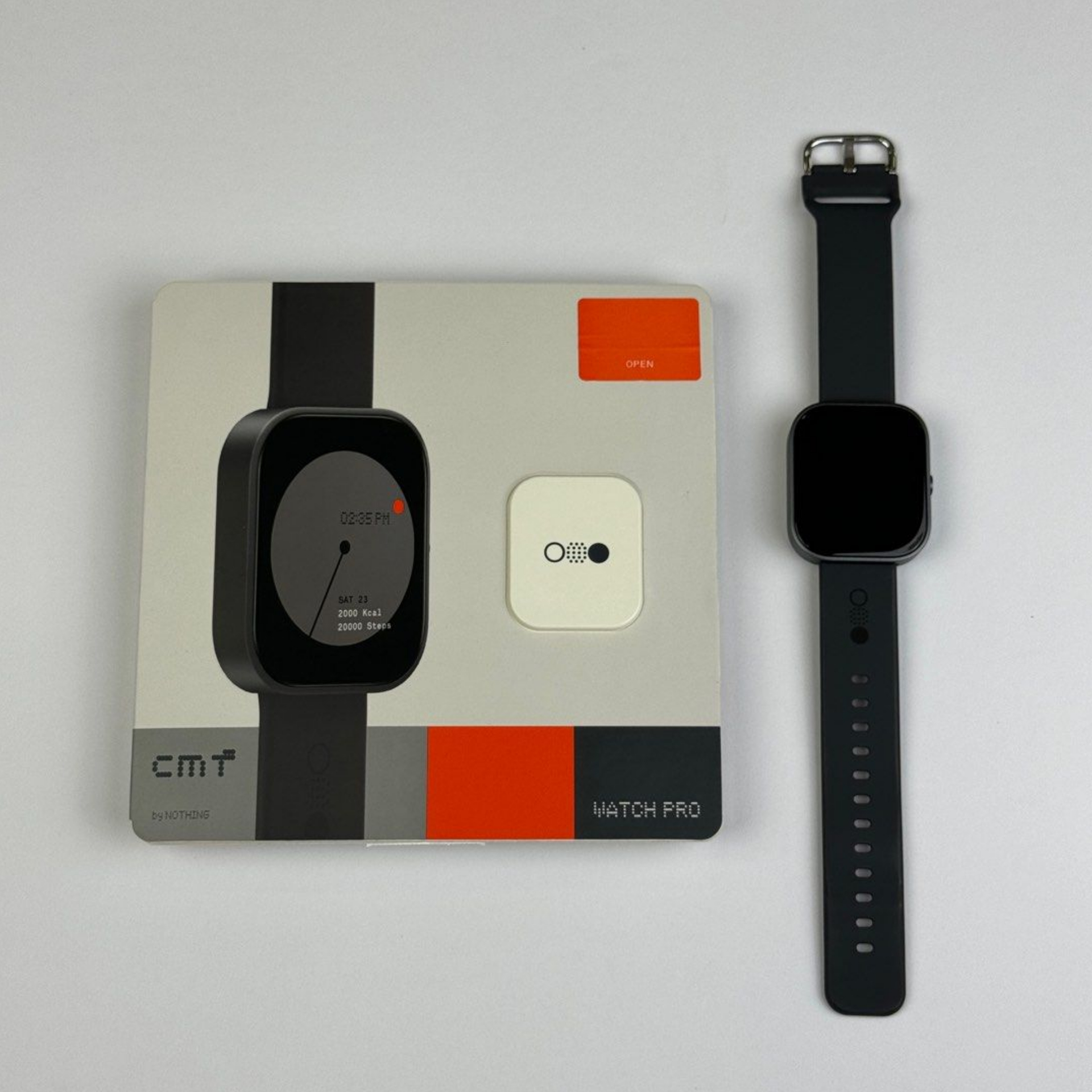 ساعت هوشمند ناتینگ مدل  Nothing CMF Watch Pro دارای قابلیت های صفحه نمایش رنگی، صفحه نمایش لمسی، کنترل سطح اکسیژن خون بند سیلیکون