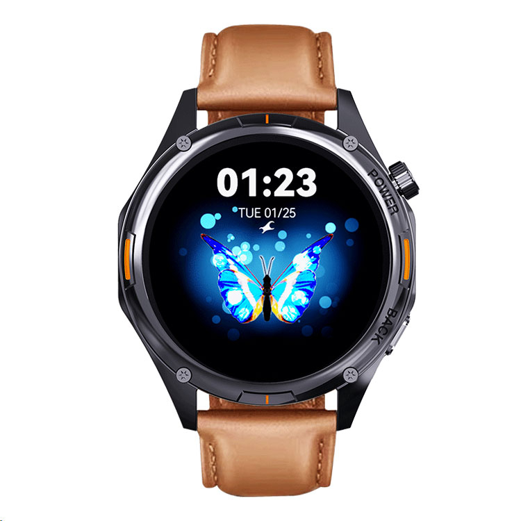 ساعت هوشمند تی سی اچ مدل TCH HD1 3D Hero1 دارای قابلیت های کنترل موسیقی (Music Player)، قابلیت مکالمه از طریق بلوتوث، پشتیبانی از زبان فارسی در منو و سیستم‌عامل، قابلیت تغییر طرح ساعت یا تم بند چرم مصنوعی