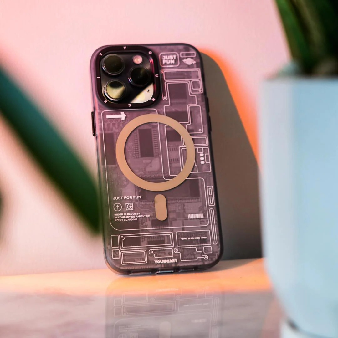کاور یانگ کیت مدل Technology Magnetic 020 مناسب برای گوشی موبایل اپل iPhone 16 Pro Max