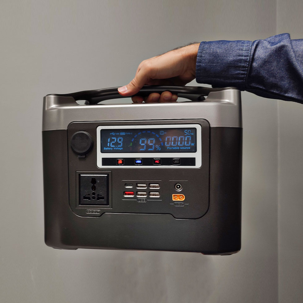 پاوربانک مدل مولتی 600W کمپینگ 220v طرح شارژ وایرلس ظرفیت 120000 میلی آمپر ساعت
