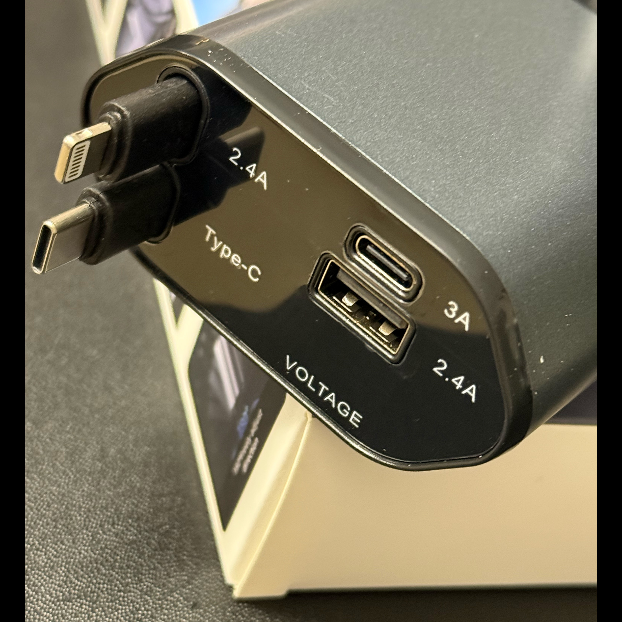 شارژ فندکی ۱۲۰ وات مدل CcW120