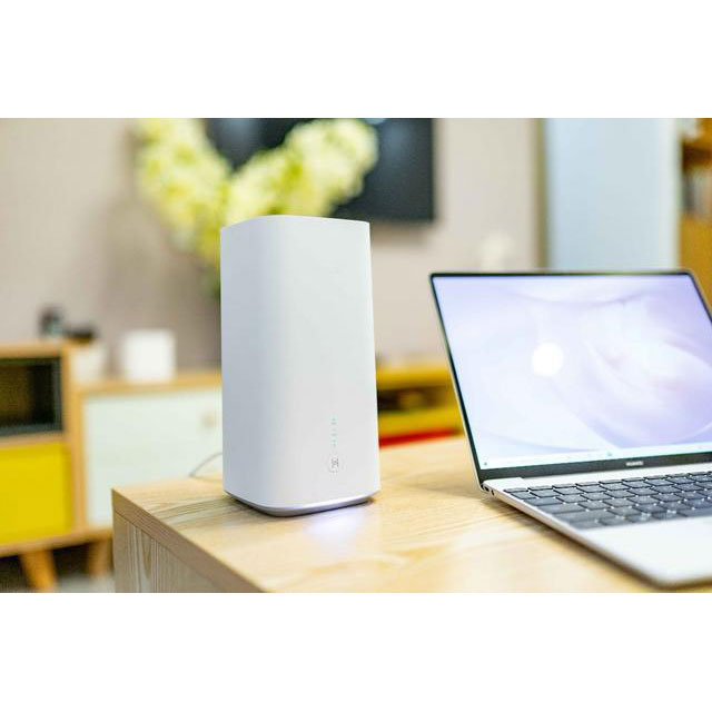 مودم 5G هوآوی مدل H122-373 5G CPE Pro 2