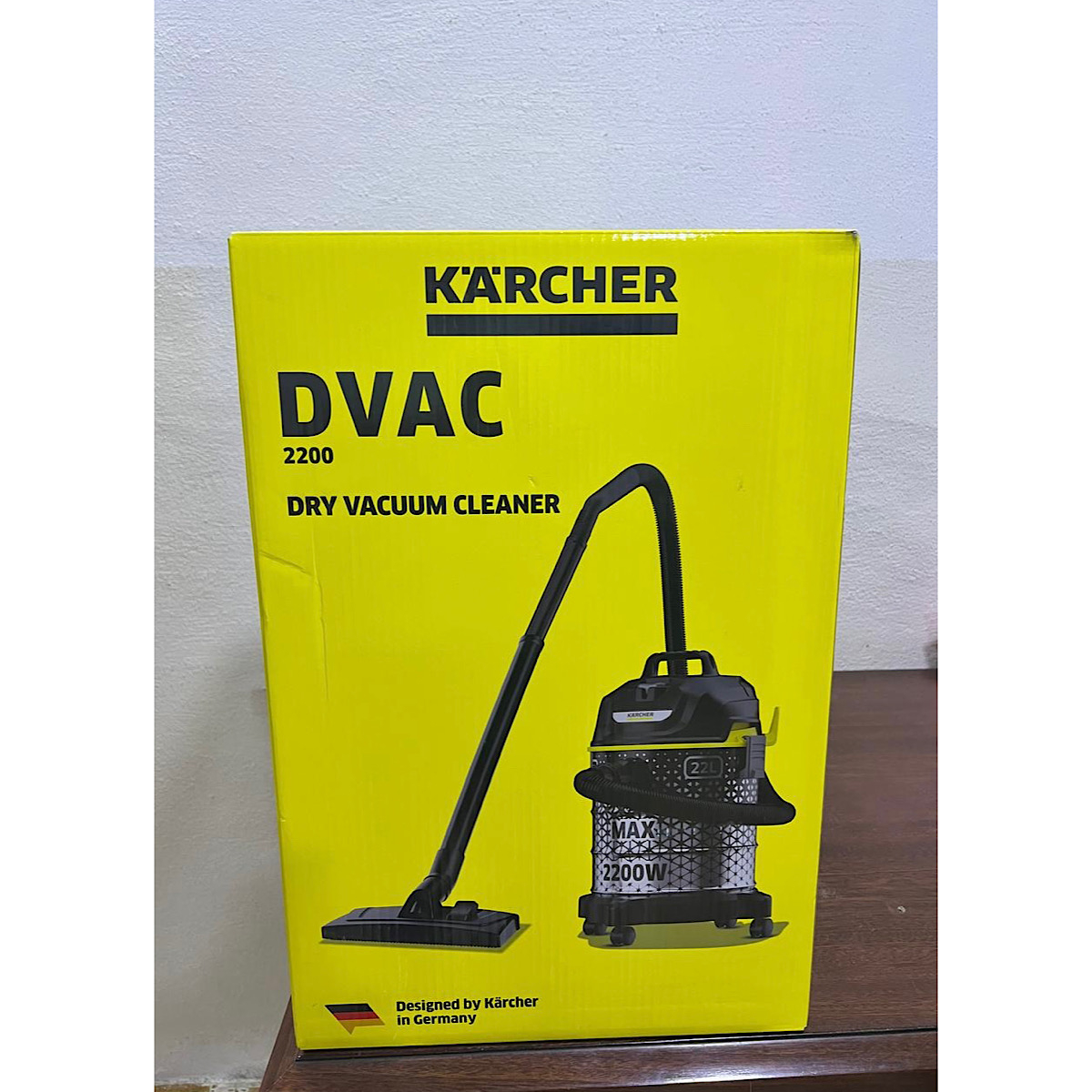 جاروبرقی سطلی 2200 وات کرشر مدل DVAC 2200