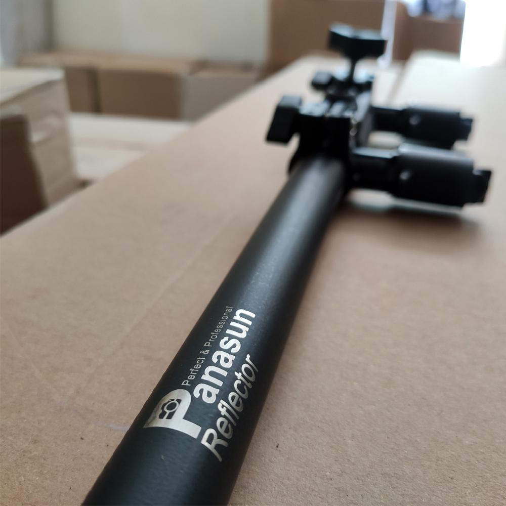 نگهدارنده رفلکتور پاناسان مدل Reflect