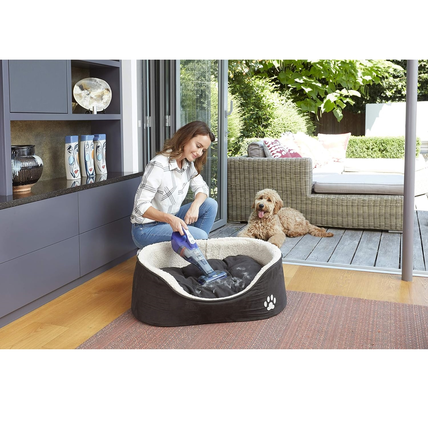 جارو شارژی دستی بلک اند دکر مدل DVB315JP