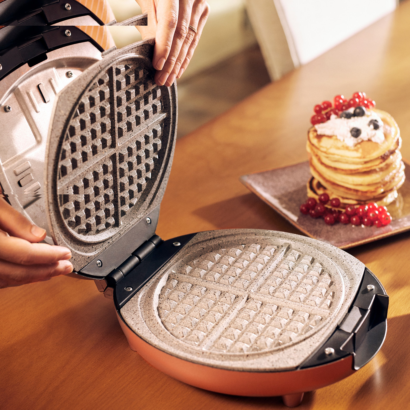 وافل ساز کاراجا مدل FUNDAY