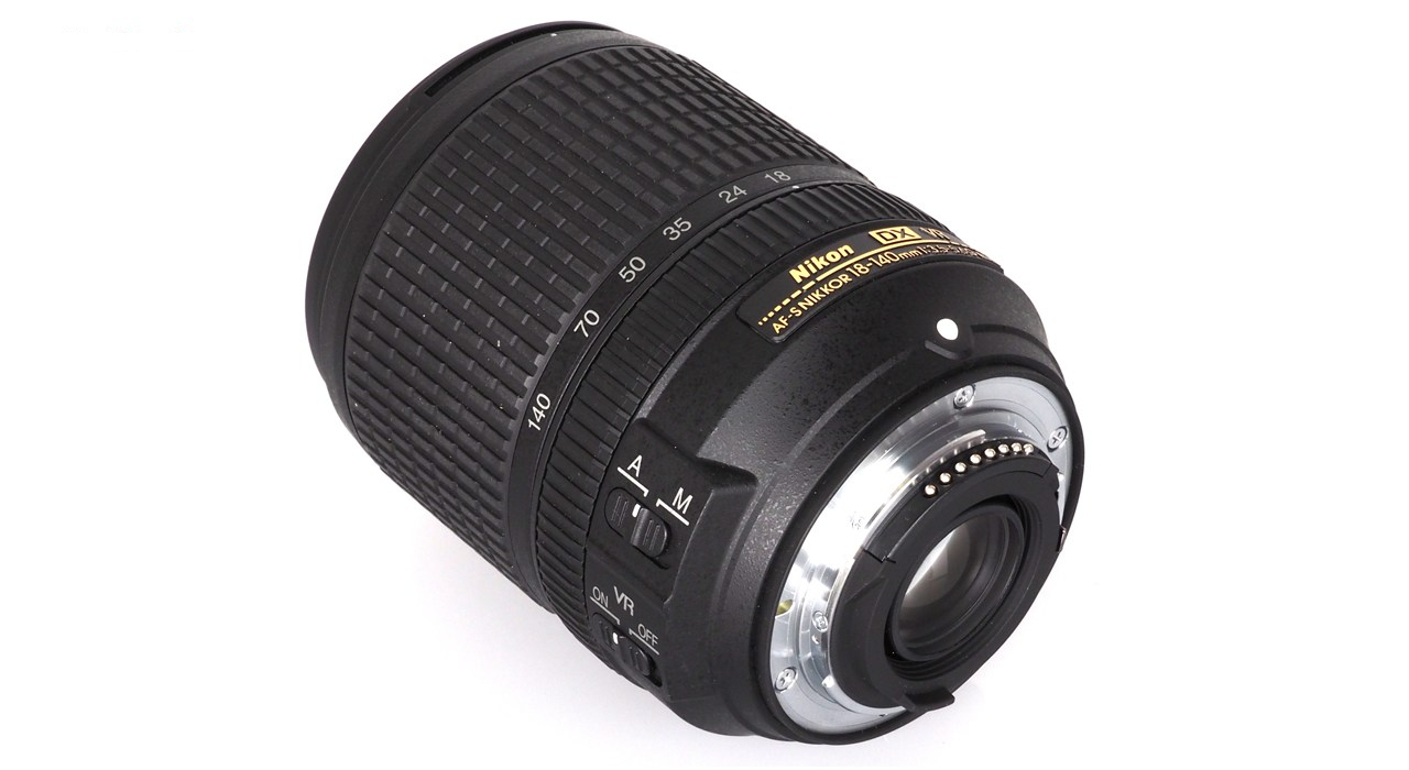 لنز نیکون AF-S 18-140mm f/3.5-5.6G ED DX VR