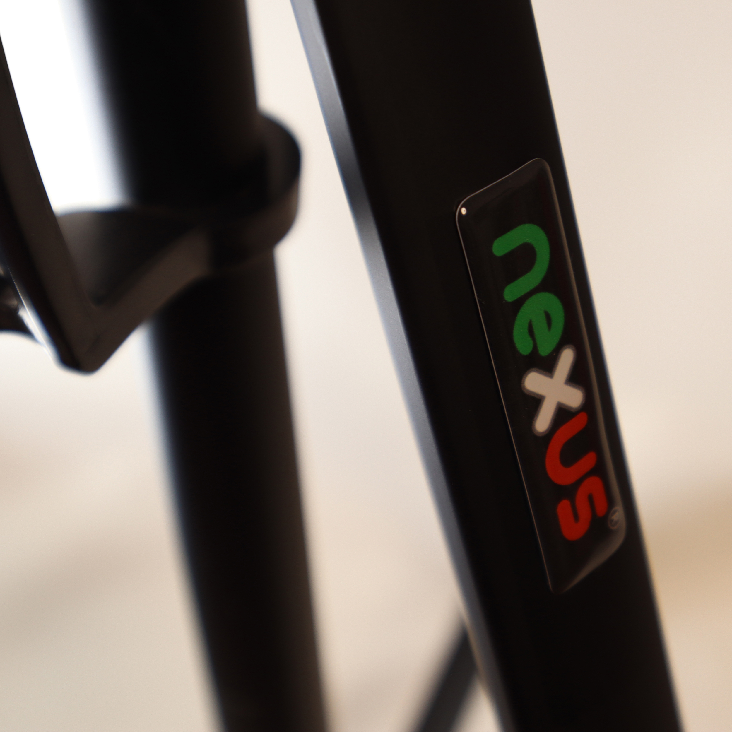 رینگ لایت نکسوس مدل HS200WH-N