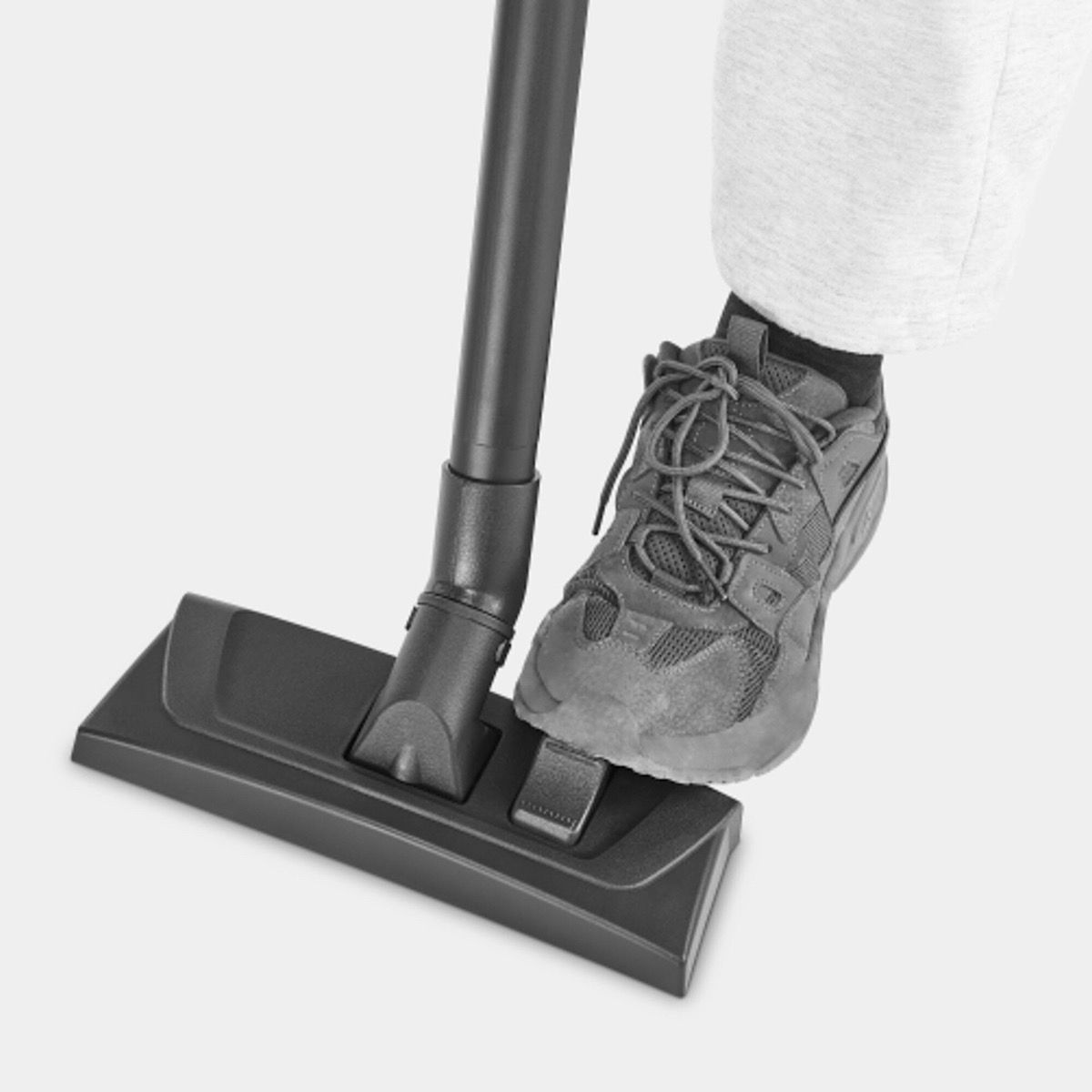 جاروبرقی سطلی 1800 وات کرشر مدل DVAC 1800