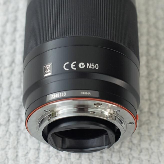 لنز دوربین سونی مدل  sony 75_300mm f4.5-5.6 a mount