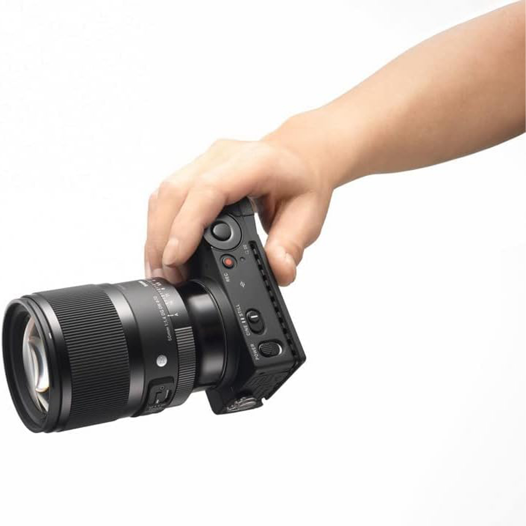 لنز دوربین سیگما مدل LENS SIGMA E 50MM F1.4 DG DN