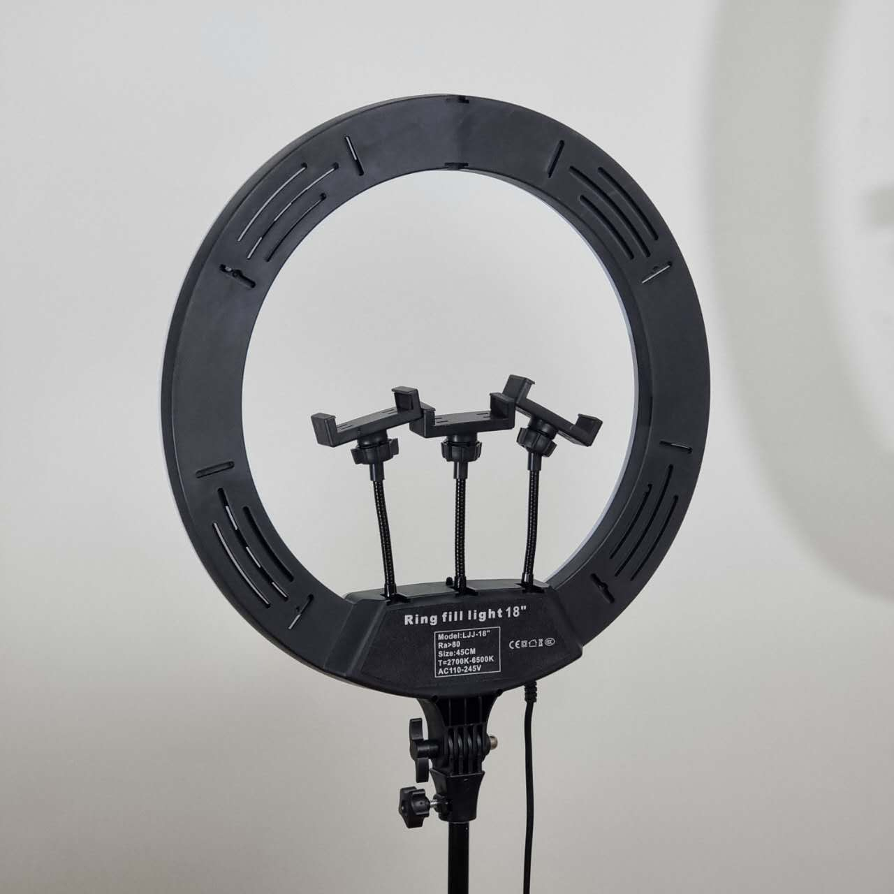 رینگ لایت مدل LJJ-18 NEO K به همراه سه پایه
