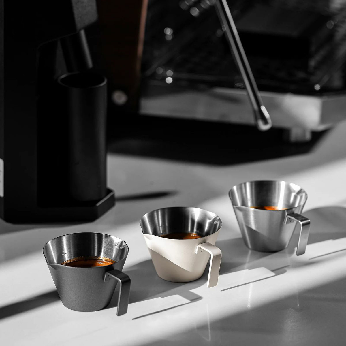 پیمانه قهوه ام اچ دبلیو تری بمبر مدل Measuring cup دولبه