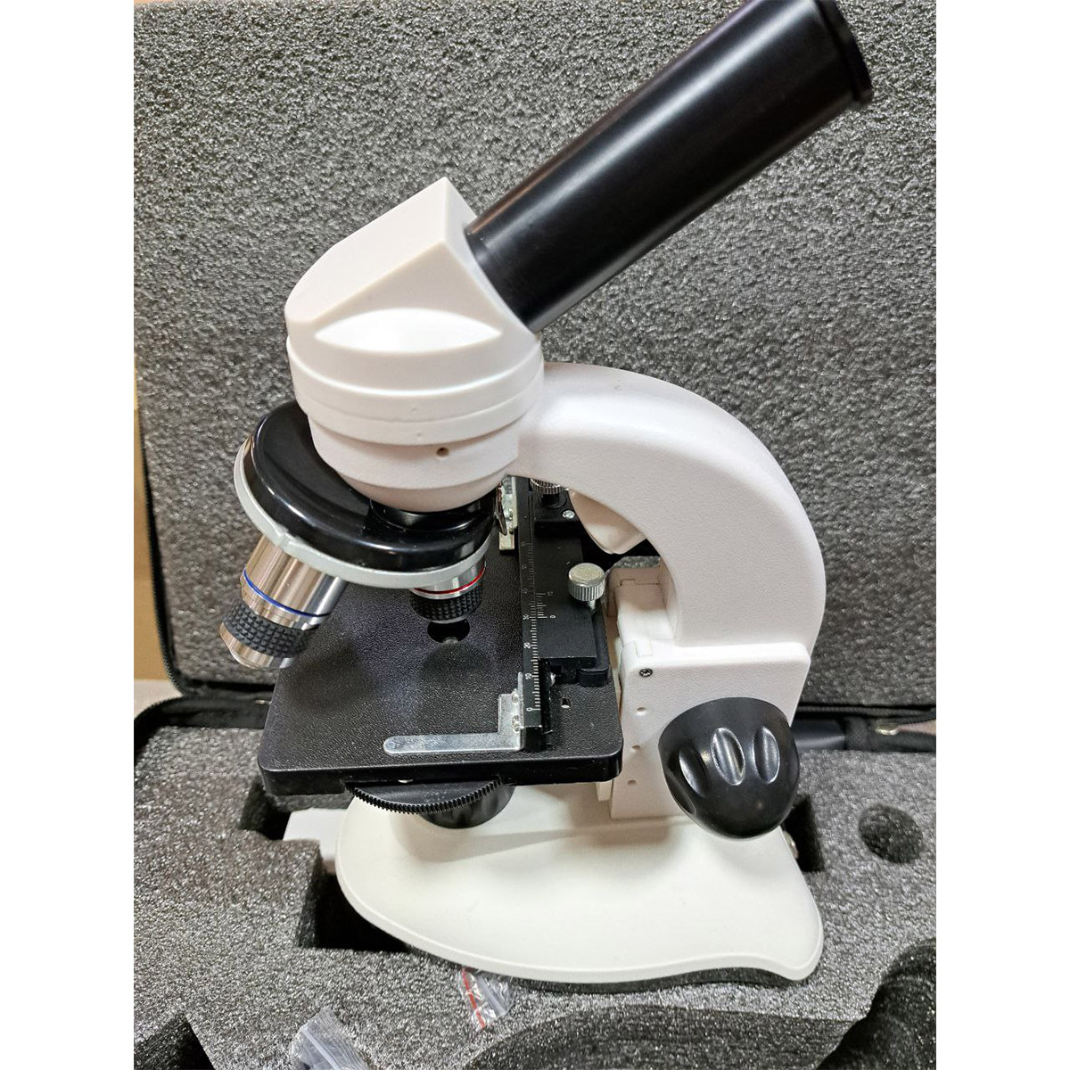 میکروسکوپ دانش آموزی مدل XSP 640x NEW