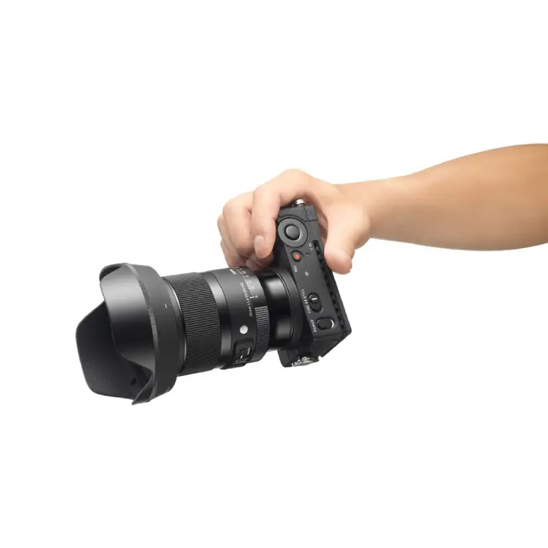 لنز دوربین سیگما مدل  Sigma 20mm f/1.4 DG DN Art Lens