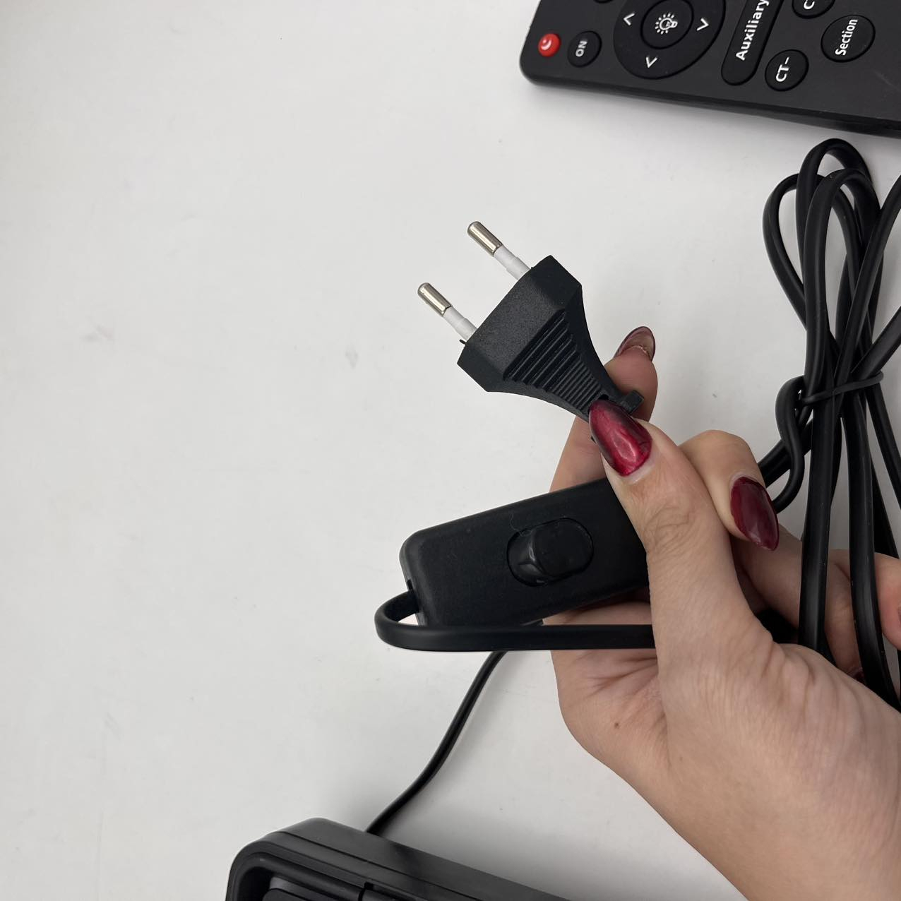 نور ثابت ال ای دی مدل RL-900 K