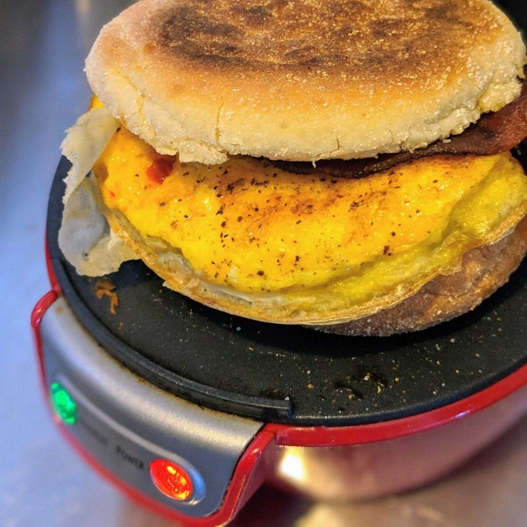 ساندویچ ساز سانیز مدل کمبروک