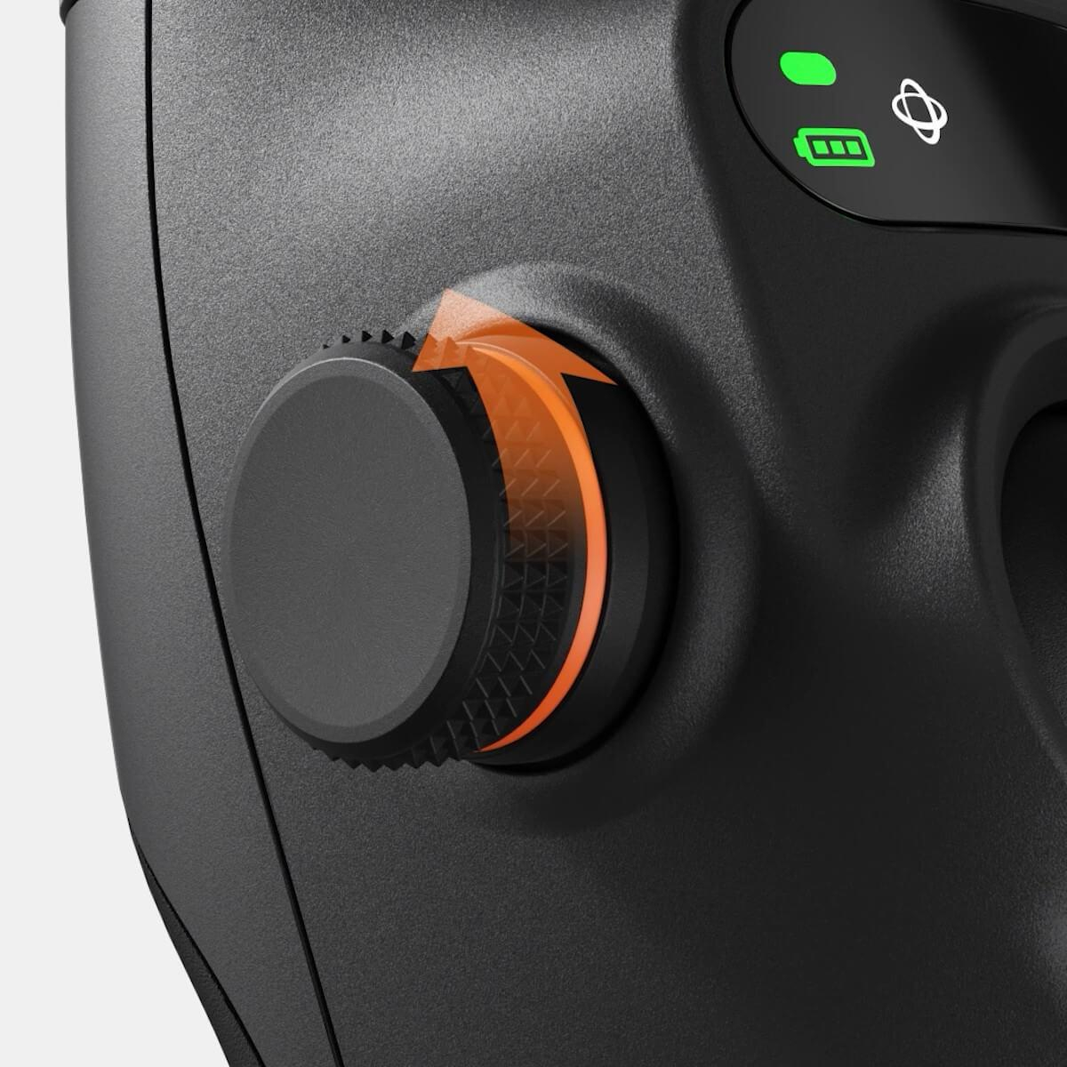 پایه نگهدارنده گوشی موبایل دی جی آی مدل Osmo Mobile 6