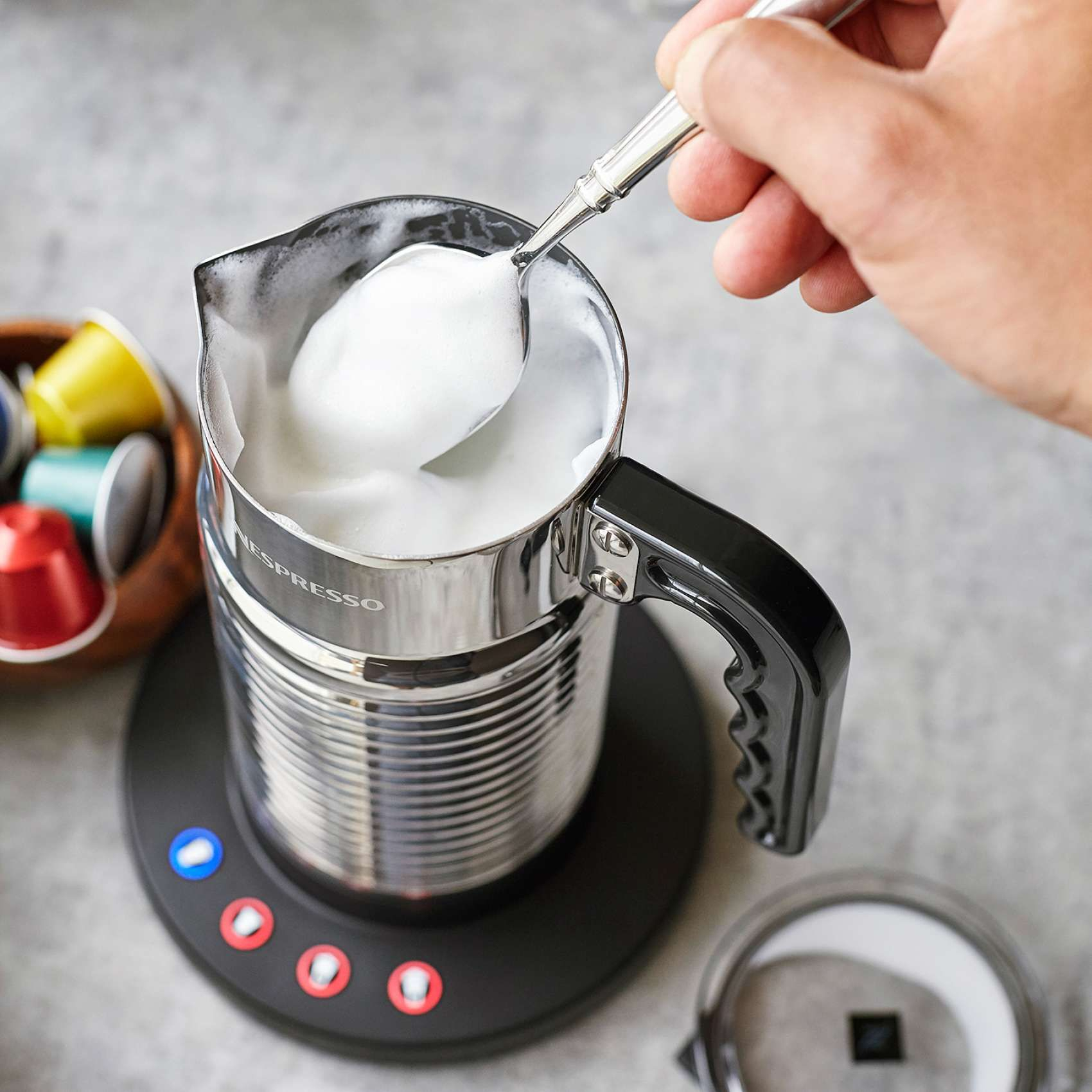 کف ساز شیر نسپرسو مدل Aeroccino 4