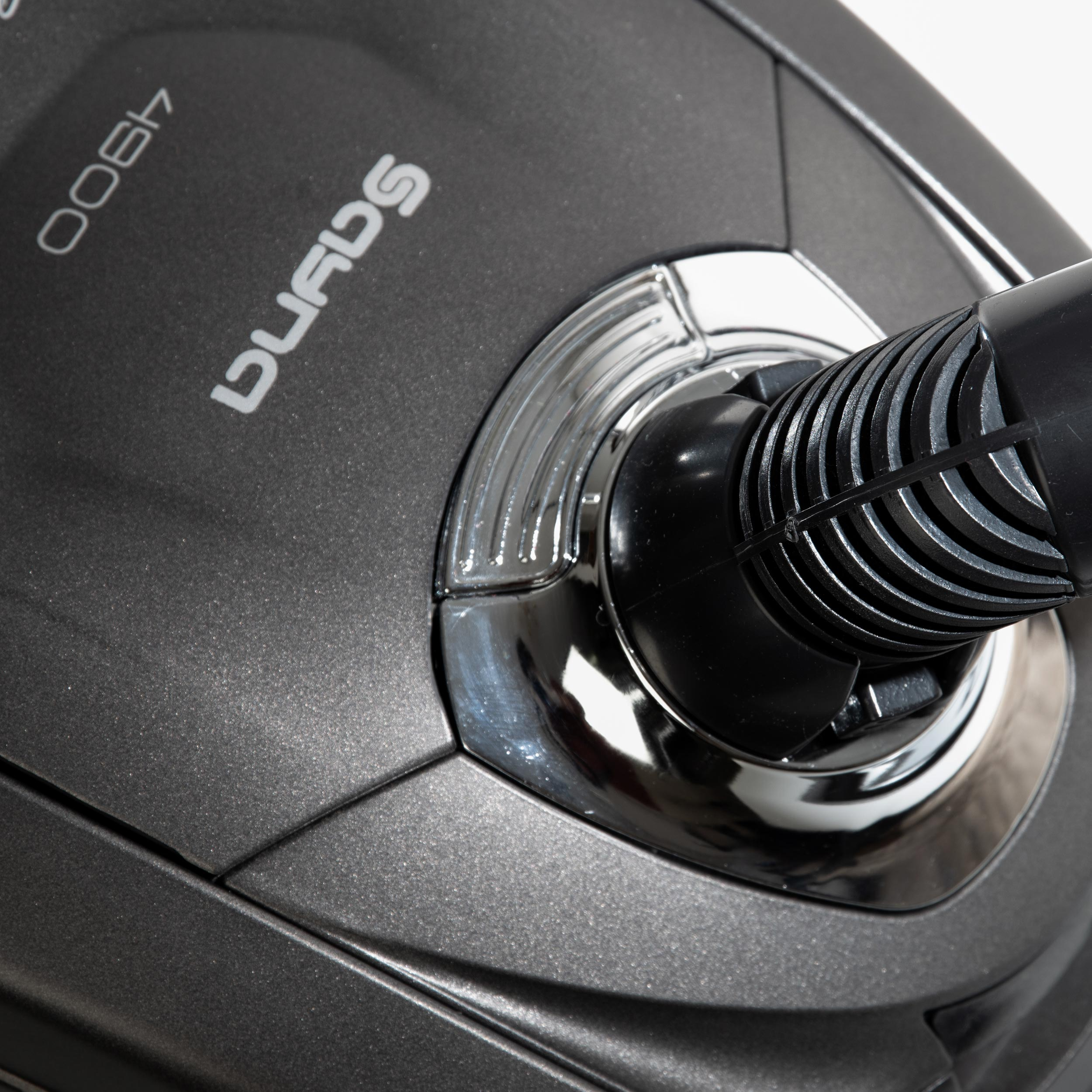 جاروبرقی 2400 وات ساینا مدل 4900 ولومی